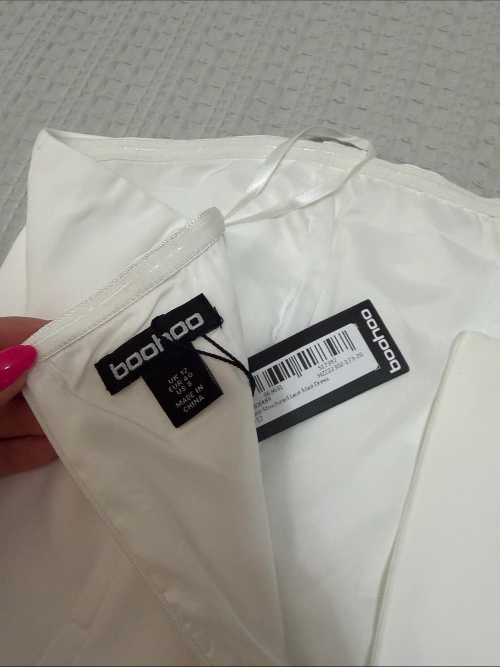 Boohoo White Strapless Lace-Panel Bridal Dress - Picture 8 of 8